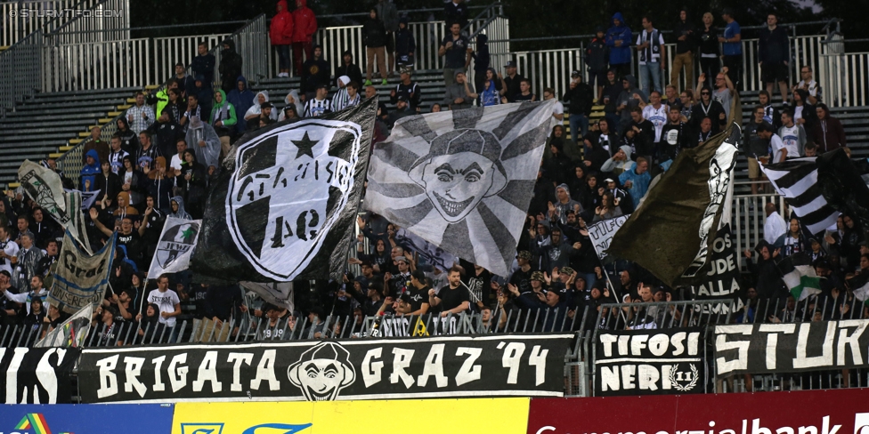 Mattersburg - Sturm Graz
Oesterreichische Fussball Bundesliga, 3. Runde, SV Mattersburg - SK Sturm Graz, Pappelstadion Mattersburg, 06.08.2017. 

Foto zeigt Fans von Sturm
