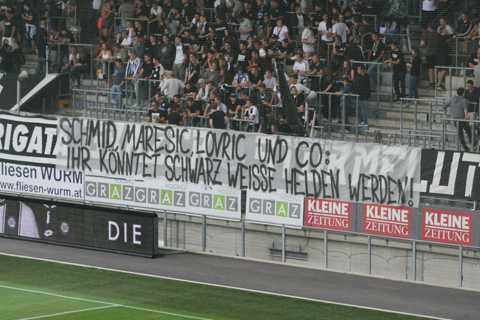 Sturm Graz - Wolfsberg
Oesterreichische Fussball Bundesliga, 4. Runde, SK Sturm Graz - Wolfsberger AC, Stadion Liebenau Graz, 12.08.2017. 

Foto zeigt Fans von Sturm mit einem Spruchband
