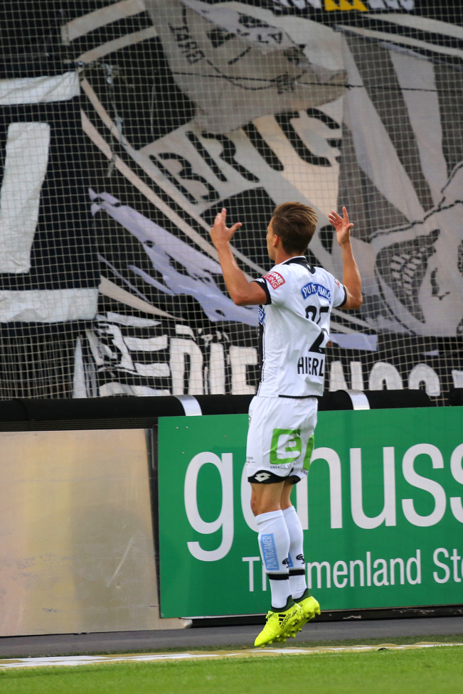 Sturm Graz - Wolfsberg
Oesterreichische Fussball Bundesliga, 4. Runde, SK Sturm Graz - Wolfsberger AC, Stadion Liebenau Graz, 12.08.2017. 

Foto zeigt Stefan Hierlaender (Sturm)
Schlüsselwörter: torjubel