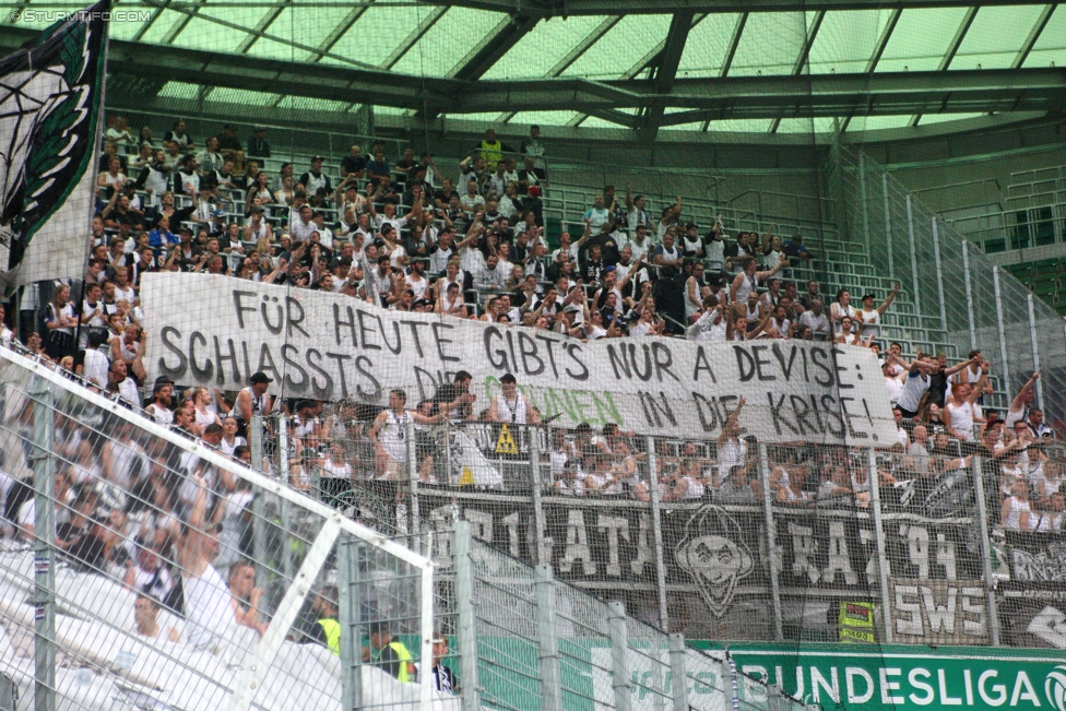 Rapid Wien - Sturm Graz
Oesterreichische Fussball Bundesliga, 5. Runde, SK Rapid Wien - SK Sturm Graz, Weststadion Wien, 19.08.2017. 

Foto zeigt Fans von Sturm mit einem Spruchband
