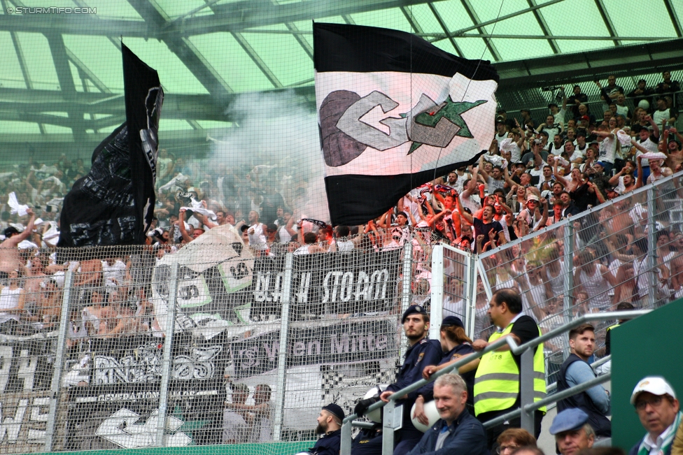 Rapid Wien - Sturm Graz
Oesterreichische Fussball Bundesliga, 5. Runde, SK Rapid Wien - SK Sturm Graz, Weststadion Wien, 19.08.2017. 

Foto zeigt Fans von Sturm
