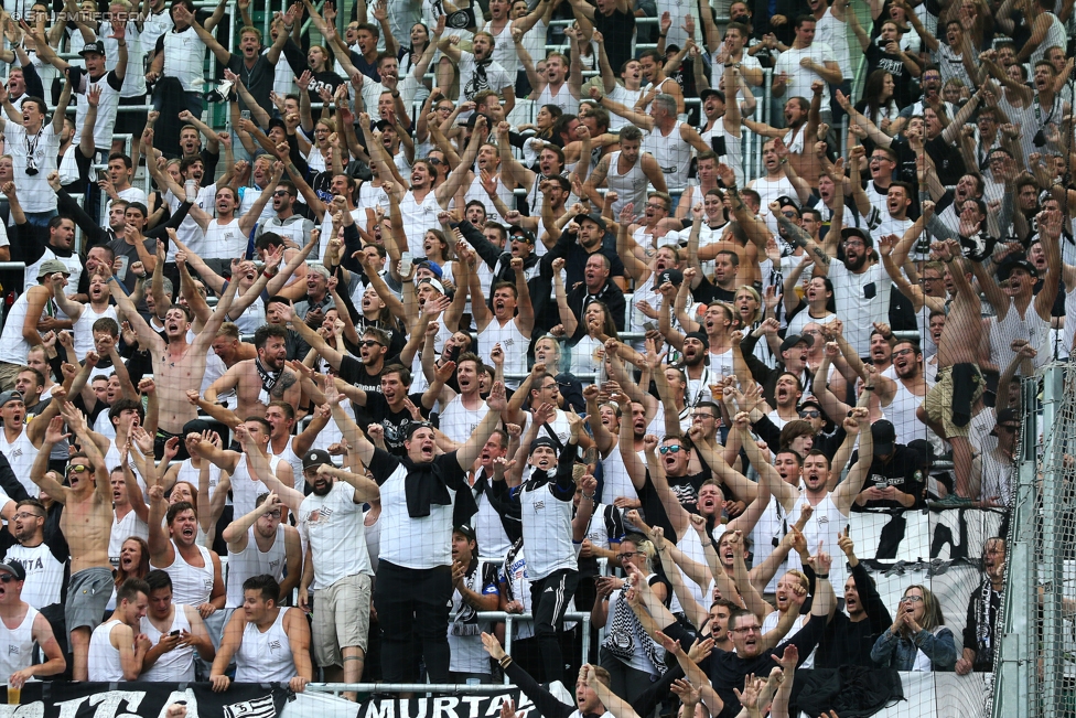 Rapid Wien - Sturm Graz
Oesterreichische Fussball Bundesliga, 5. Runde, SK Rapid Wien - SK Sturm Graz, Weststadion Wien, 19.08.2017. 

Foto zeigt Fans von Sturm
