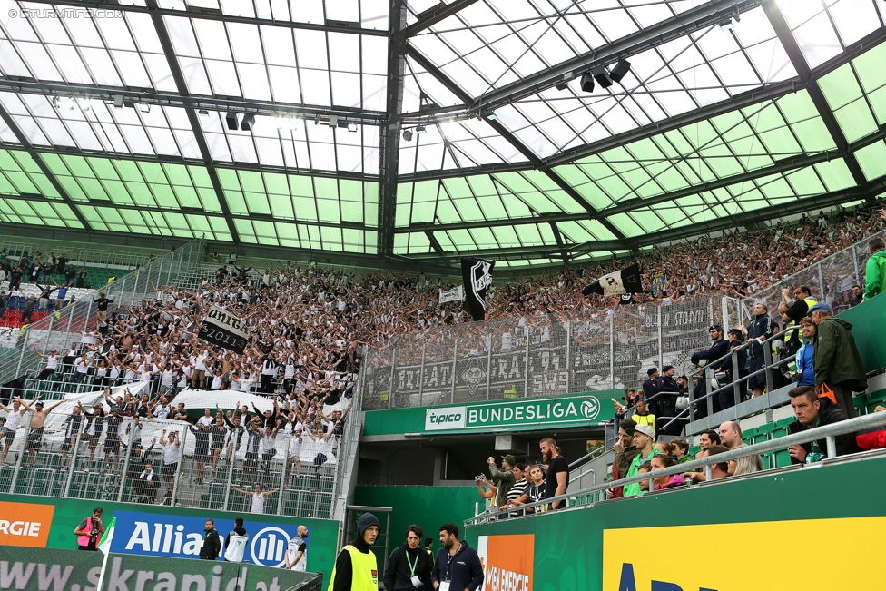 Rapid Wien - Sturm Graz
Oesterreichische Fussball Bundesliga, 5. Runde, SK Rapid Wien - SK Sturm Graz, Weststadion Wien, 19.08.2017. 

Foto zeigt Fans von Sturm
