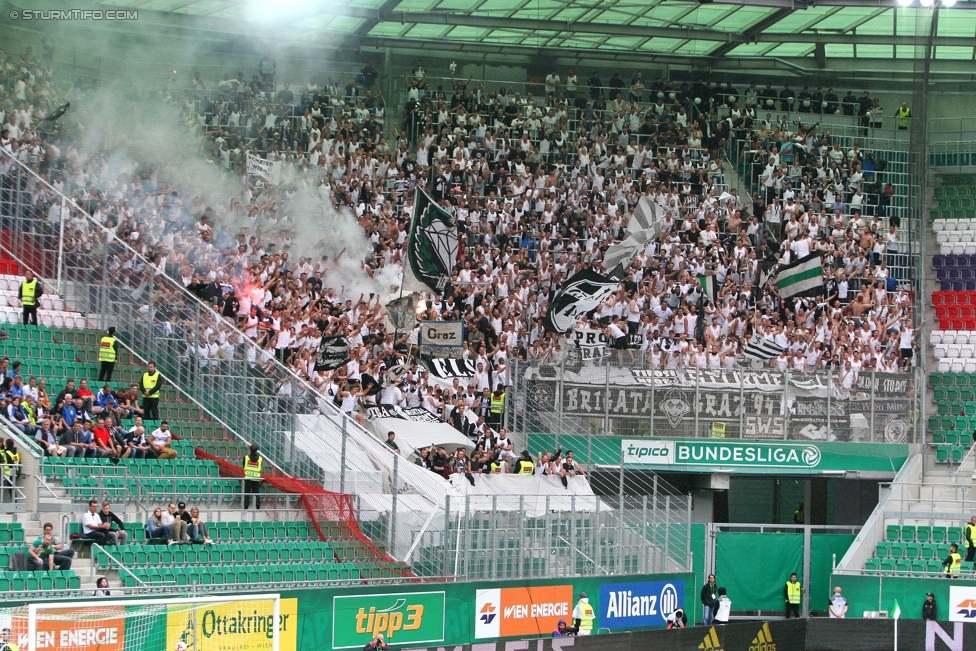 Rapid Wien - Sturm Graz
Oesterreichische Fussball Bundesliga, 5. Runde, SK Rapid Wien - SK Sturm Graz, Weststadion Wien, 19.08.2017. 

Foto zeigt Fans von Sturm
