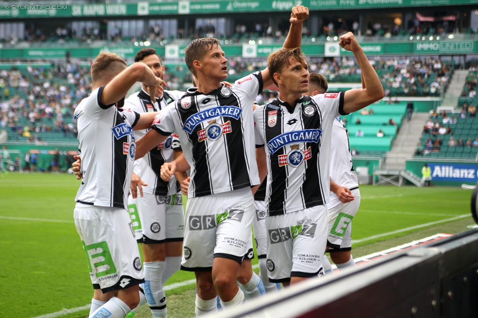 Rapid Wien - Sturm Graz
Oesterreichische Fussball Bundesliga, 5. Runde, SK Rapid Wien - SK Sturm Graz, Weststadion Wien, 19.08.2017. 

Foto zeigt Thorsten Roecher (Sturm) und Stefan Hierlaender (Sturm)
Schlüsselwörter: torjubel