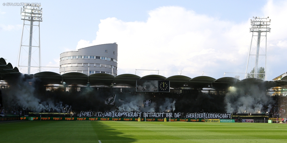 Sturm Graz - Salzburg
Oesterreichische Fussball Bundesliga, 6. Runde, SK Sturm Graz - FC RB Salzburg, Stadion Liebenau Graz, 27.08.2017. 

Foto zeigt Fans von Sturm mit einer Choreografie
Schlüsselwörter: pyrotechnik