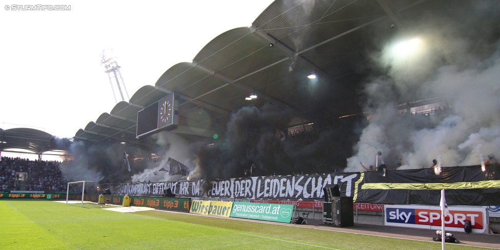 Sturm Graz - Salzburg
Oesterreichische Fussball Bundesliga, 6. Runde, SK Sturm Graz - FC RB Salzburg, Stadion Liebenau Graz, 27.08.2017. 

Foto zeigt Fans von Sturm mit einer Choreografie
Schlüsselwörter: pyrotechnik