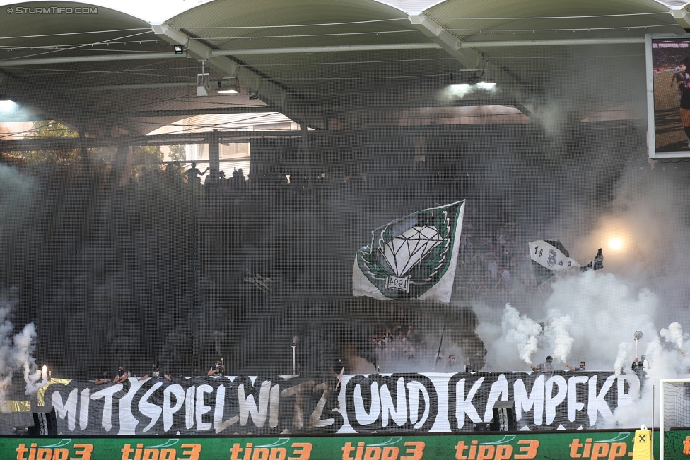 Sturm Graz - Salzburg
Oesterreichische Fussball Bundesliga, 6. Runde, SK Sturm Graz - FC RB Salzburg, Stadion Liebenau Graz, 27.08.2017. 

Foto zeigt Fans von Sturm mit einer Choreografie
Schlüsselwörter: pyrotechnik