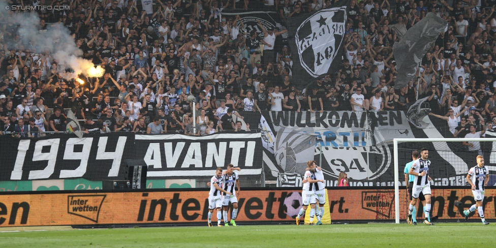 Sturm Graz - Salzburg
Oesterreichische Fussball Bundesliga, 6. Runde, SK Sturm Graz - FC RB Salzburg, Stadion Liebenau Graz, 27.08.2017. 

Foto zeigt die Mannschaft von Sturm
Schlüsselwörter: torjubel