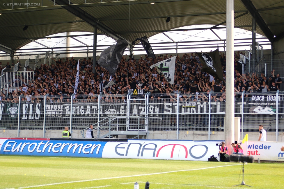 LASK - Sturm Graz
Oesterreichische Fussball Bundesliga, 7. Runde, Linzer ASK - SK Sturm Graz, Waldstadion Pasching, 09.09.2017. 

Foto zeigt Fans von Sturm
