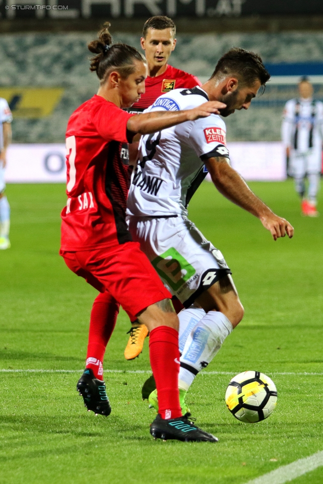 Admira Wacker - Sturm Graz
Oesterreichische Fussball Bundesliga, 8. Runde, FC Admira Wacker Moedling - SK Sturm Graz, Stadion Suedstadt Maria Enzersdorf, 16.09.2017. 

Foto zeigt Maximilian Sax (Admira) und Marvin Potzmann (Sturm)
