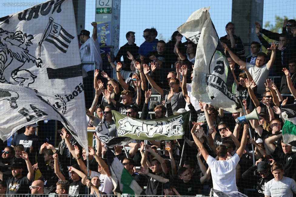 St. Poelten - Sturm Graz
Oesterreichische Fussball Bundesliga, 10. Runde, SKN St. Poelten - SK Sturm Graz, Arena St. Poelten, 30.09.2017. 

Foto zeigt Fans von Sturm
