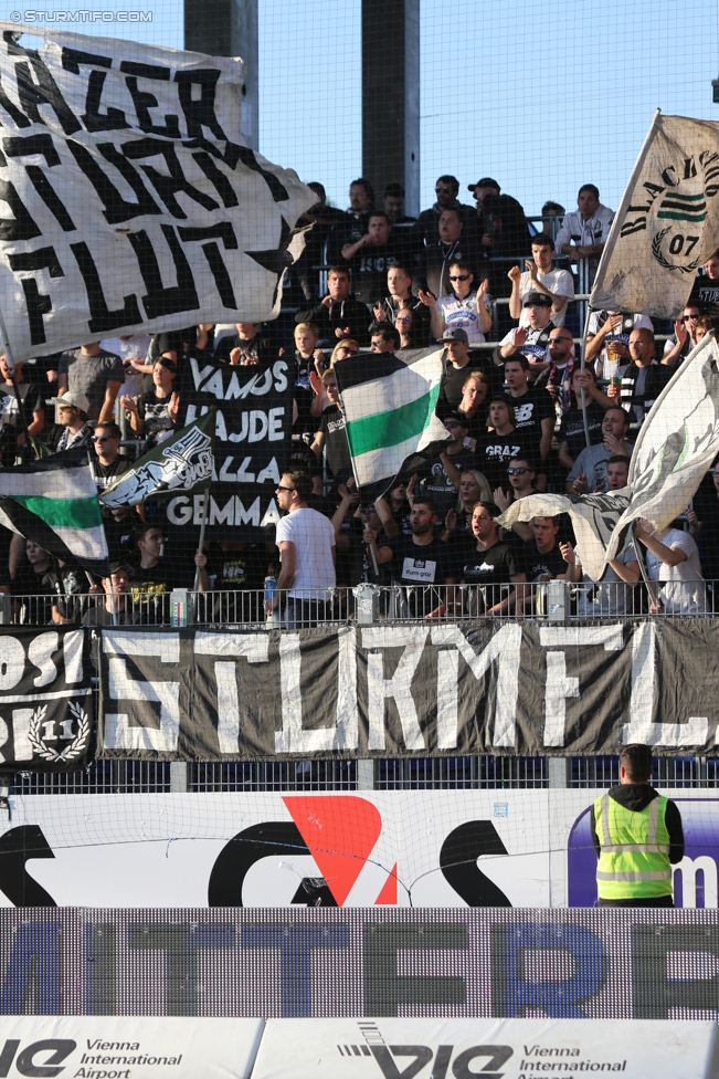 St. Poelten - Sturm Graz
Oesterreichische Fussball Bundesliga, 10. Runde, SKN St. Poelten - SK Sturm Graz, Arena St. Poelten, 30.09.2017. 

Foto zeigt Fans von Sturm
