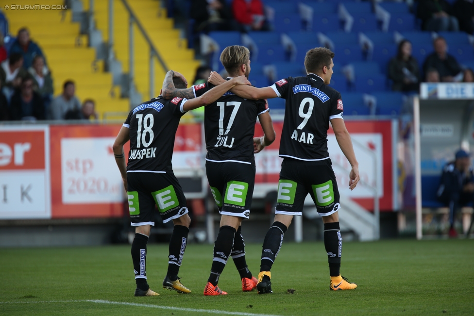 St. Poelten - Sturm Graz
Oesterreichische Fussball Bundesliga, 10. Runde, SKN St. Poelten - SK Sturm Graz, Arena St. Poelten, 30.09.2017. 

Foto zeigt Philipp Huspek (Sturm), Peter Zulj (Sturm) und Deni Alar (Sturm)
Schlüsselwörter: torjubel