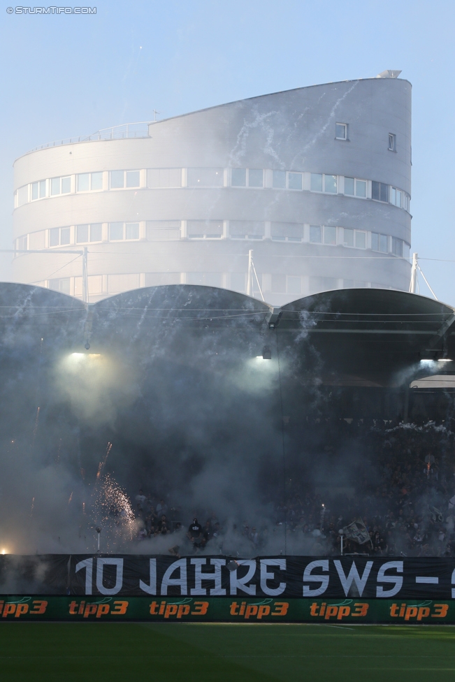 Sturm Graz - Austria Wien
Oesterreichische Fussball Bundesliga, 11. Runde, SK Sturm Graz - FK Austria Wien, Stadion Liebenau Graz, 15.10.2017. 

Foto zeigt Fans von Sturm mit einer Choreografie
Schlüsselwörter: pyrotechnik