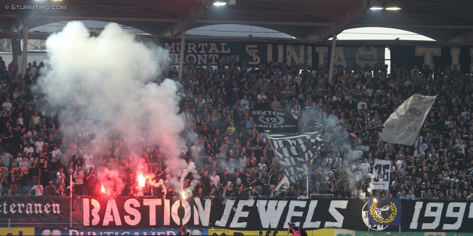 Sturm Graz - Austria Wien
Oesterreichische Fussball Bundesliga, 11. Runde, SK Sturm Graz - FK Austria Wien, Stadion Liebenau Graz, 15.10.2017. 

Foto zeigt Fans von Sturm
