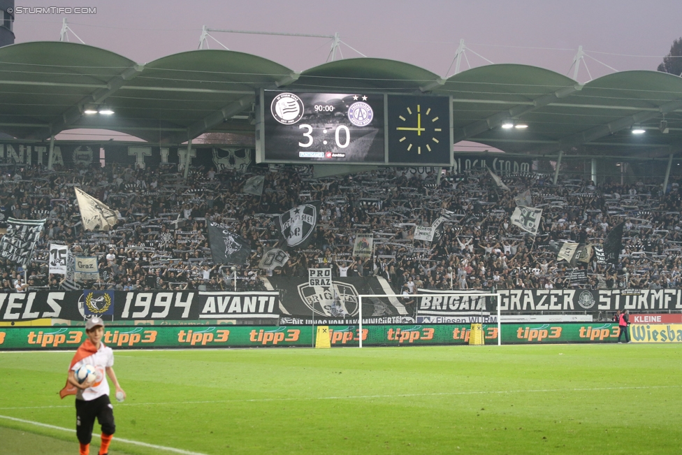 Sturm Graz - Austria Wien
Oesterreichische Fussball Bundesliga, 11. Runde, SK Sturm Graz - FK Austria Wien, Stadion Liebenau Graz, 15.10.2017. 

Foto zeigt Fans von Sturm
