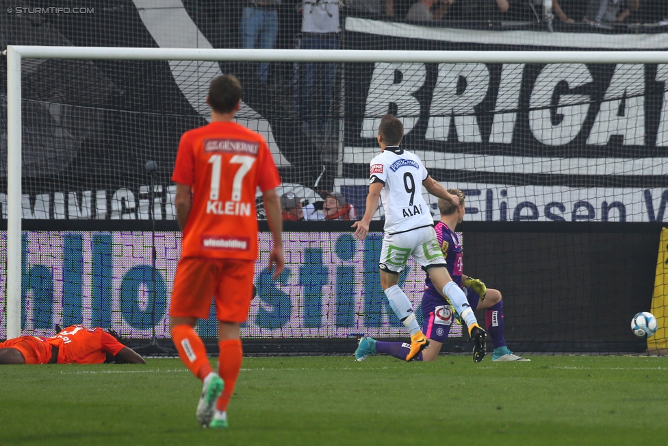 Sturm Graz - Austria Wien
Oesterreichische Fussball Bundesliga, 11. Runde, SK Sturm Graz - FK Austria Wien, Stadion Liebenau Graz, 15.10.2017. 

Foto zeigt Florian Klein (Austria), Deni Alar (Sturm) und Osman Hadzikic (Austria)
Schlüsselwörter: tor