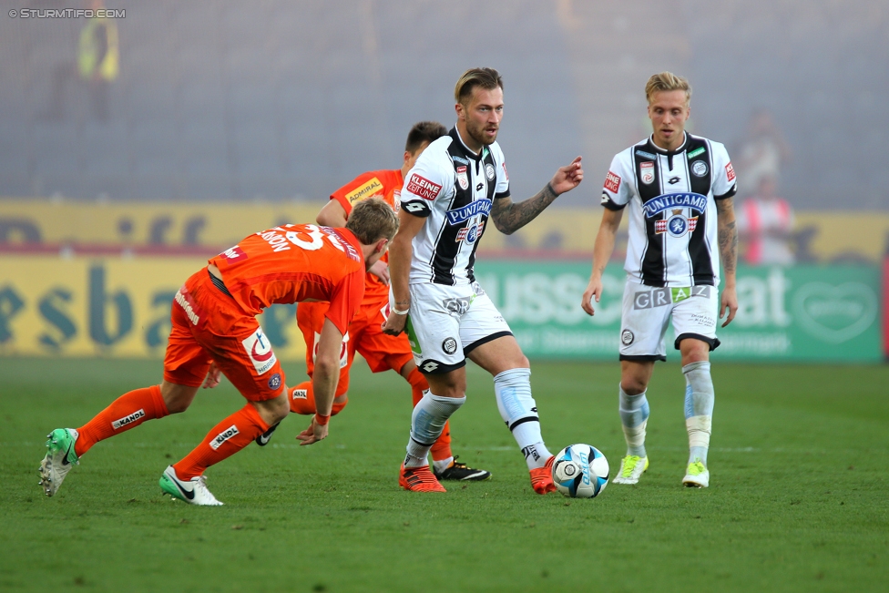 Sturm Graz - Austria Wien
Oesterreichische Fussball Bundesliga, 11. Runde, SK Sturm Graz - FK Austria Wien, Stadion Liebenau Graz, 15.10.2017. 

Foto zeigt Thomas Salamon (Austria), Peter Zulj (Sturm) und James Jeggo (Sturm)
