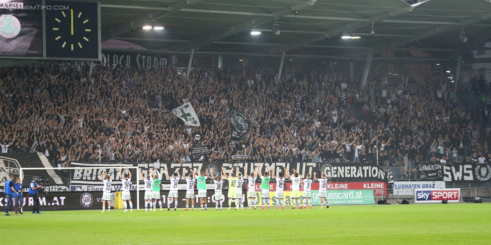 Sturm Graz - Austria Wien
Oesterreichische Fussball Bundesliga, 11. Runde, SK Sturm Graz - FK Austria Wien, Stadion Liebenau Graz, 15.10.2017. 

Foto zeigt die Mannschaft von Sturm und Fans von Sturm
Schlüsselwörter: jubel