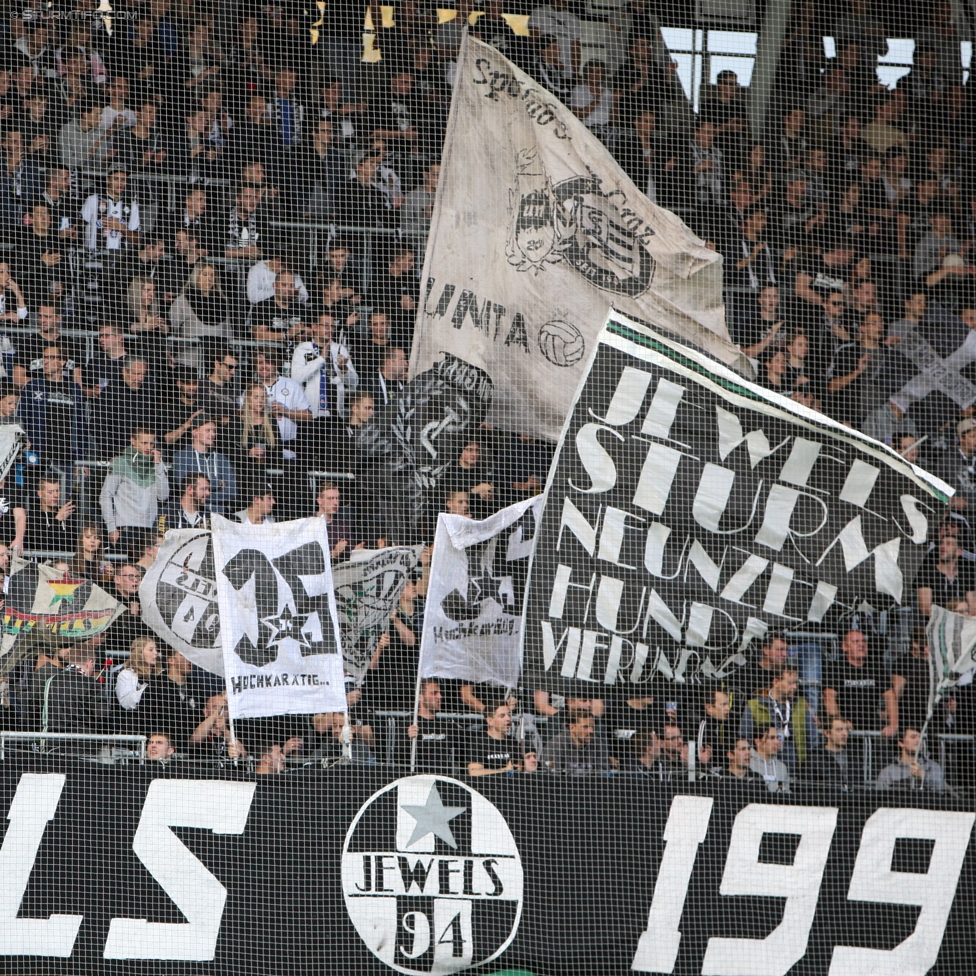 Sturm Graz - Mattersburg
Oesterreichische Fussball Bundesliga, 12. Runde, SK Sturm Graz - SV Mattersburg, Stadion Liebenau Graz, 21.10.2017. 

Foto zeigt Fans von Sturm
