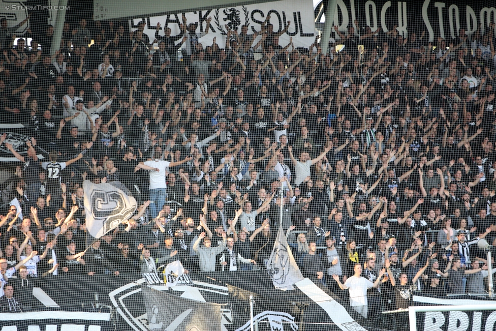 Sturm Graz - Mattersburg
Oesterreichische Fussball Bundesliga, 12. Runde, SK Sturm Graz - SV Mattersburg, Stadion Liebenau Graz, 21.10.2017. 

Foto zeigt Fans von Sturm
