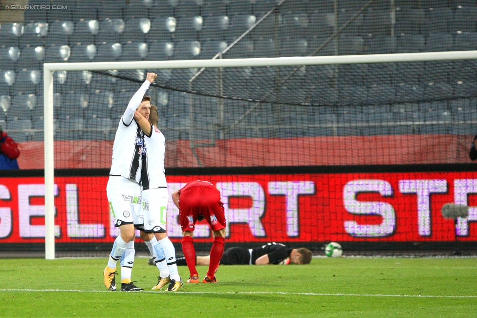 Sturm Graz - Altach
OEFB Cup, 3. Runde, SK Sturm Graz - SCR Altach, Stadion Liebenau Graz, 25.10.2017. 

Foto zeigt Deni Alar (Sturm) und Sandi Lovric (Sturm)
Schlüsselwörter: torjubel