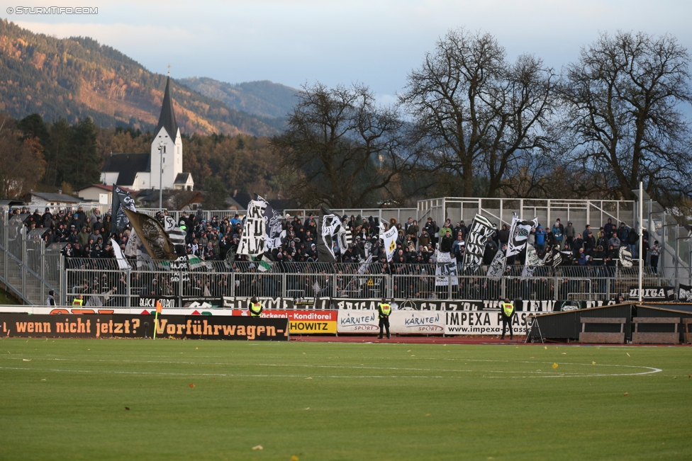 Wolfsberg - Sturm Graz
Oesterreichische Fussball Bundesliga, 13. Runde, Wolfsberger AC - SK Sturm Graz, Lavanttal Arena Wolfsberg, 29.10.2017. 

Foto zeigt Fans von Sturm 
