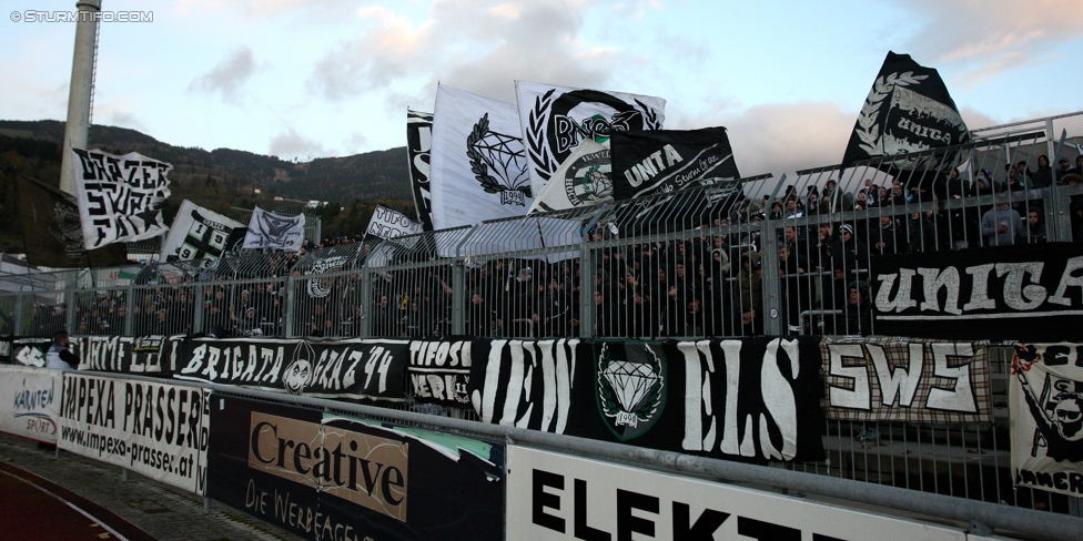 Wolfsberg - Sturm Graz
Oesterreichische Fussball Bundesliga, 13. Runde, Wolfsberger AC - SK Sturm Graz, Lavanttal Arena Wolfsberg, 29.10.2017. 

Foto zeigt Fans von Sturm 
