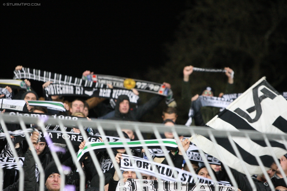 Wolfsberg - Sturm Graz
Oesterreichische Fussball Bundesliga, 13. Runde, Wolfsberger AC - SK Sturm Graz, Lavanttal Arena Wolfsberg, 29.10.2017. 

Foto zeigt Fans von Sturm 
