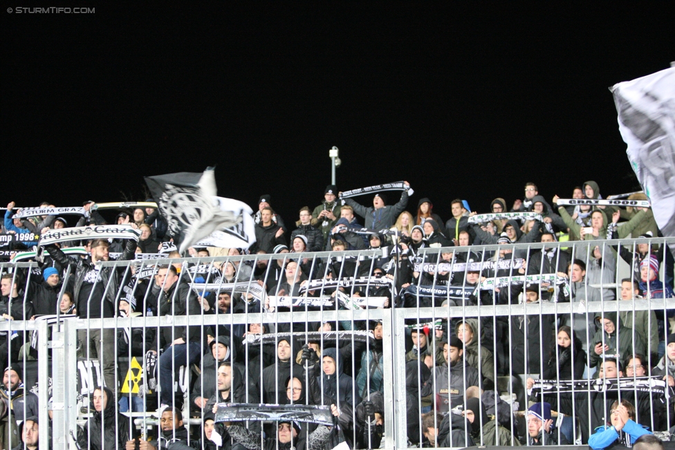 Wolfsberg - Sturm Graz
Oesterreichische Fussball Bundesliga, 13. Runde, Wolfsberger AC - SK Sturm Graz, Lavanttal Arena Wolfsberg, 29.10.2017. 

Foto zeigt Fans von Sturm 
