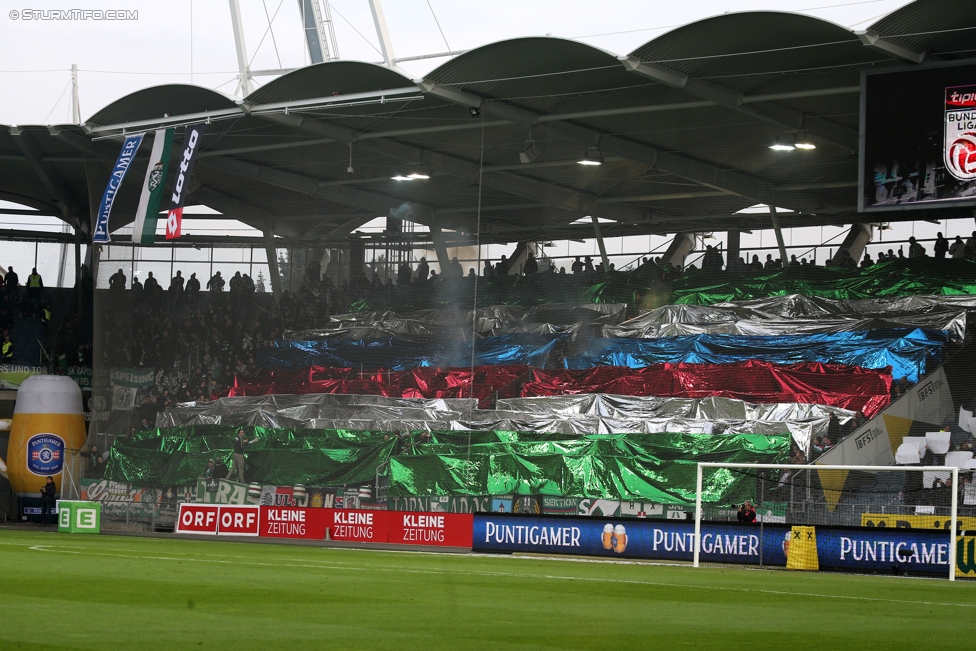 Sturm Graz - Rapid Wien
Oesterreichische Fussball Bundesliga, 14. Runde, SK Sturm Graz - SK Rapid Wien, Stadion Liebenau Graz, 04.11.2017. 

Foto zeigt Fans von Rapid mit einer Choreografie
