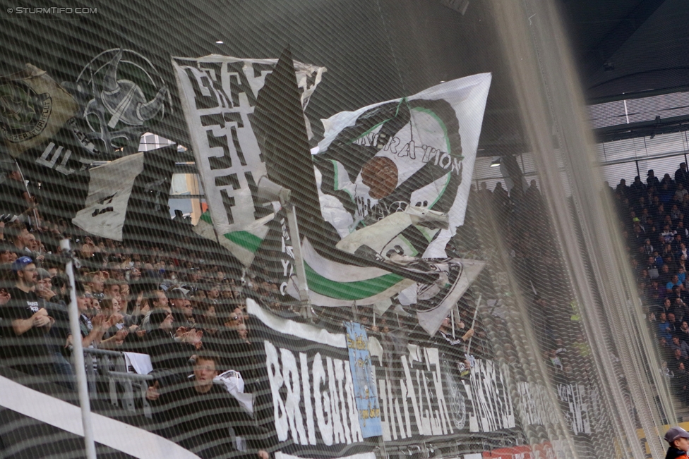 Sturm Graz - Rapid Wien
Oesterreichische Fussball Bundesliga, 14. Runde, SK Sturm Graz - SK Rapid Wien, Stadion Liebenau Graz, 04.11.2017. 

Foto zeigt Fans von Sturm
