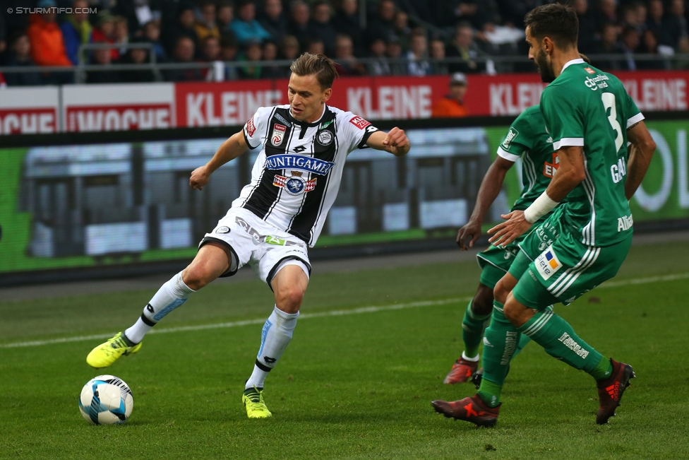 Sturm Graz - Rapid Wien
Oesterreichische Fussball Bundesliga, 14. Runde, SK Sturm Graz - SK Rapid Wien, Stadion Liebenau Graz, 04.11.2017. 

Foto zeigt Stefan Hierlaender (Sturm) und Lucas Galvao Da Costa Souza (Rapid)
