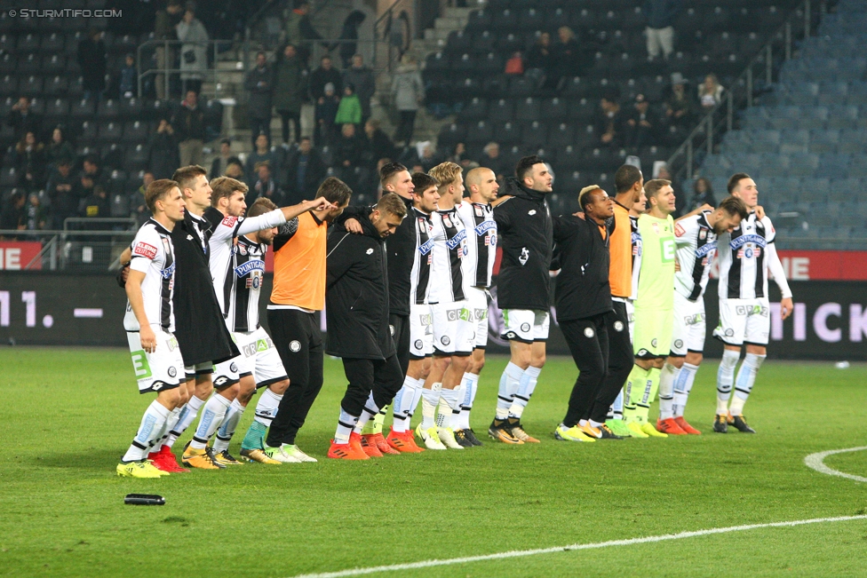 Sturm Graz - Rapid Wien
Oesterreichische Fussball Bundesliga, 14. Runde, SK Sturm Graz - SK Rapid Wien, Stadion Liebenau Graz, 04.11.2017. 

Foto zeigt die Mannschaft von Sturm
