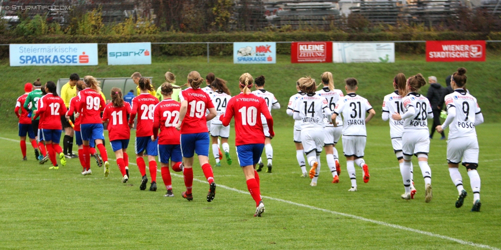 Sturm Damen - Vorderland
OEFB Frauen Bundesliga, 9. Runde,  SK Sturm Graz Damen - FFC Vorderland, Verbandsplatz Graz, 12.11.2017. 

Foto zeigt die Mannschaften von Vorderland und Sturm Damen
