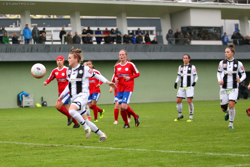 Sturm Damen - Vorderland
OEFB Frauen Bundesliga, 9. Runde,  SK Sturm Graz Damen - FFC Vorderland, Verbandsplatz Graz, 12.11.2017. 

Foto zeigt Julia Kofler (Sturm Damen)
