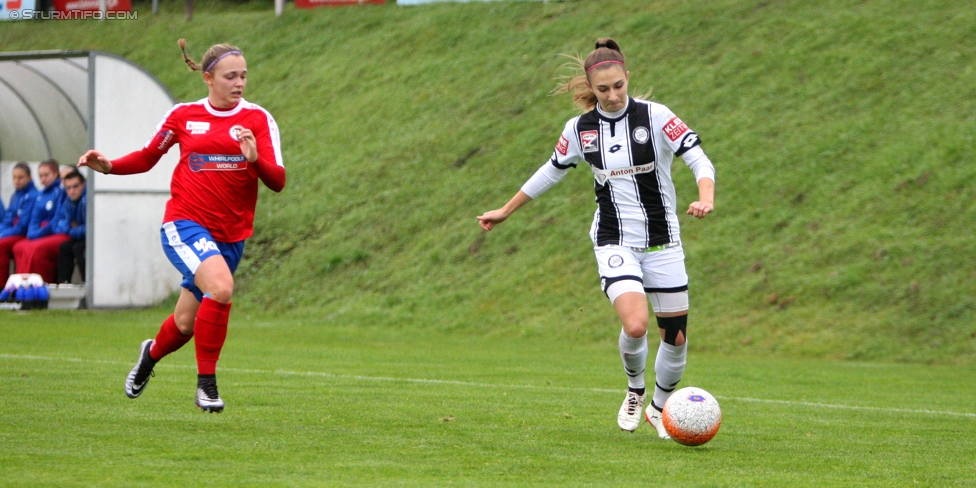 Sturm Damen - Vorderland
OEFB Frauen Bundesliga, 9. Runde,  SK Sturm Graz Damen - FFC Vorderland, Verbandsplatz Graz, 12.11.2017. 

Foto zeigt Katharina Naschenweng (Sturm Damen)
