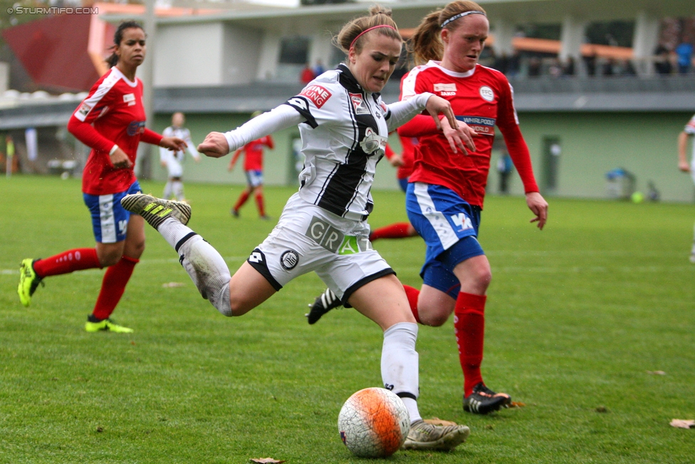 Sturm Damen - Vorderland
OEFB Frauen Bundesliga, 9. Runde,  SK Sturm Graz Damen - FFC Vorderland, Verbandsplatz Graz, 12.11.2017. 

Foto zeigt Julia Kofler (Sturm Damen)
