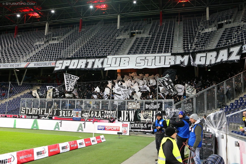 Salzburg - Sturm Graz
Oesterreichische Fussball Bundesliga, 15. Runde, RB Salzburg - SK Sturm Graz, Stadion Wals-Siezenheim, 19.11.2017. 

Foto zeigt Fans von Sturm
