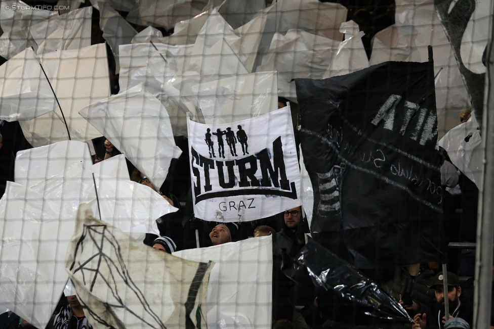 Salzburg - Sturm Graz
Oesterreichische Fussball Bundesliga, 15. Runde, RB Salzburg - SK Sturm Graz, Stadion Wals-Siezenheim, 19.11.2017. 

Foto zeigt Fans von Sturm
