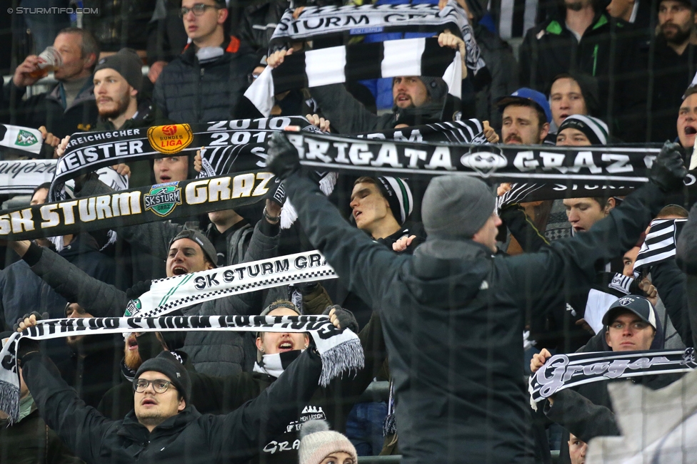 Salzburg - Sturm Graz
Oesterreichische Fussball Bundesliga, 15. Runde, RB Salzburg - SK Sturm Graz, Stadion Wals-Siezenheim, 19.11.2017. 

Foto zeigt Fans von Sturm
