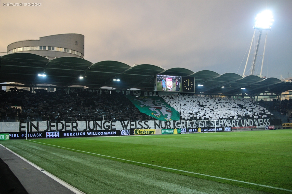 Sturm Graz - LASK
Oesterreichische Fussball Bundesliga, 16. Runde, SK Sturm Graz - LASK, Stadion Liebenau Graz, 25.11.2017. 

Foto zeigt Fans von Sturm mit einer Choreografie
