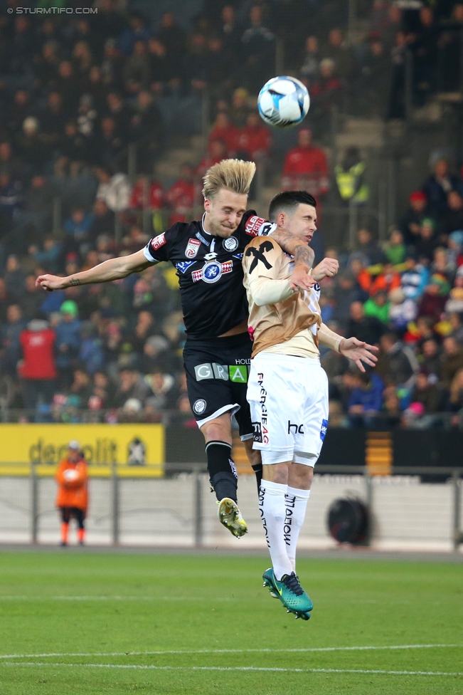 Sturm Graz - LASK
Oesterreichische Fussball Bundesliga, 16. Runde, SK Sturm Graz - LASK, Stadion Liebenau Graz, 25.11.2017. 

Foto zeigt James Jeggo (Sturm) und Mergim Berisha (LASK)
Schlüsselwörter: kopfball