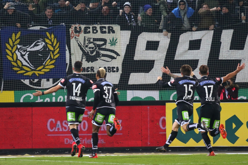 Sturm Graz - LASK
Oesterreichische Fussball Bundesliga, 16. Runde, SK Sturm Graz - LASK, Stadion Liebenau Graz, 25.11.2017. 

Foto zeigt Charalampos Lykogiannis (Sturm), Emeka Friday Eze (Sturm), Oliver Filip (Sturm) und Peter Zulj (Sturm)
Schlüsselwörter: torjubel