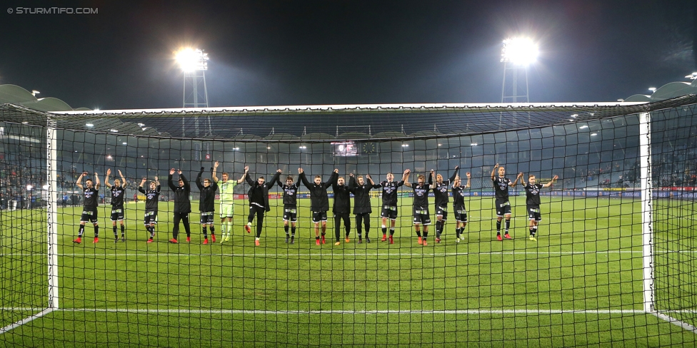 Sturm Graz - LASK
Oesterreichische Fussball Bundesliga, 16. Runde, SK Sturm Graz - LASK, Stadion Liebenau Graz, 25.11.2017. 

Foto zeigt die Mannschaft von Sturm
Schlüsselwörter: jubel