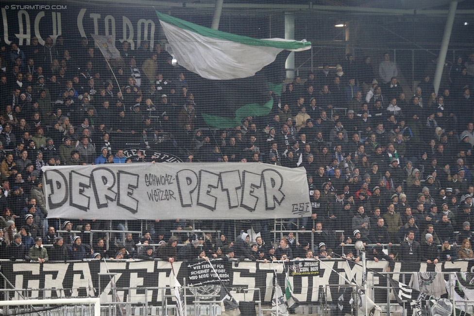 Sturm Graz - Admira Wacker
Oesterreichische Fussball Bundesliga, 17. Runde, SK Sturm Graz - FC Admira Wacker Moedling, Stadion Liebenau Graz, 28.11.2017. 

Foto zeigt Fans von Sturm mit einem Spruchband
