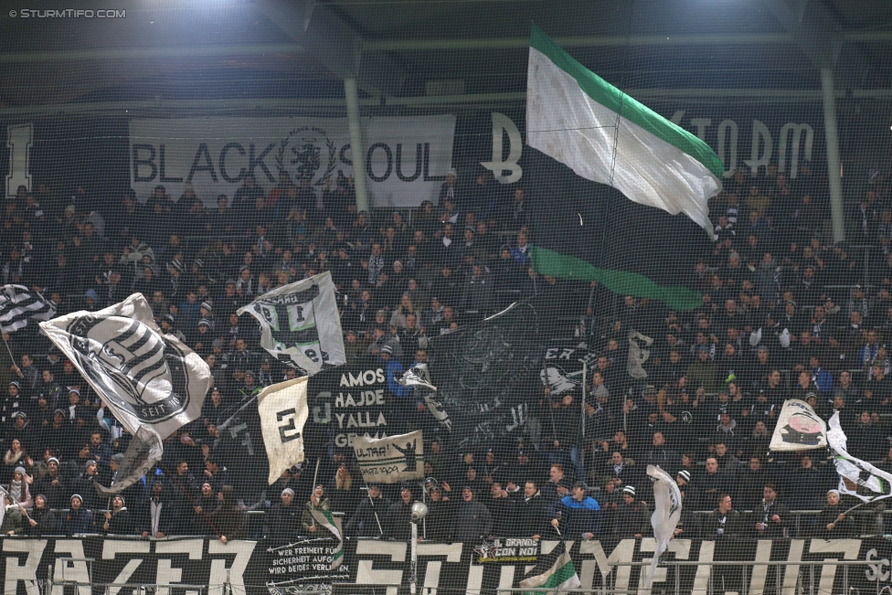 Sturm Graz - Admira Wacker
Oesterreichische Fussball Bundesliga, 17. Runde, SK Sturm Graz - FC Admira Wacker Moedling, Stadion Liebenau Graz, 28.11.2017. 

Foto zeigt Fans von Sturm
