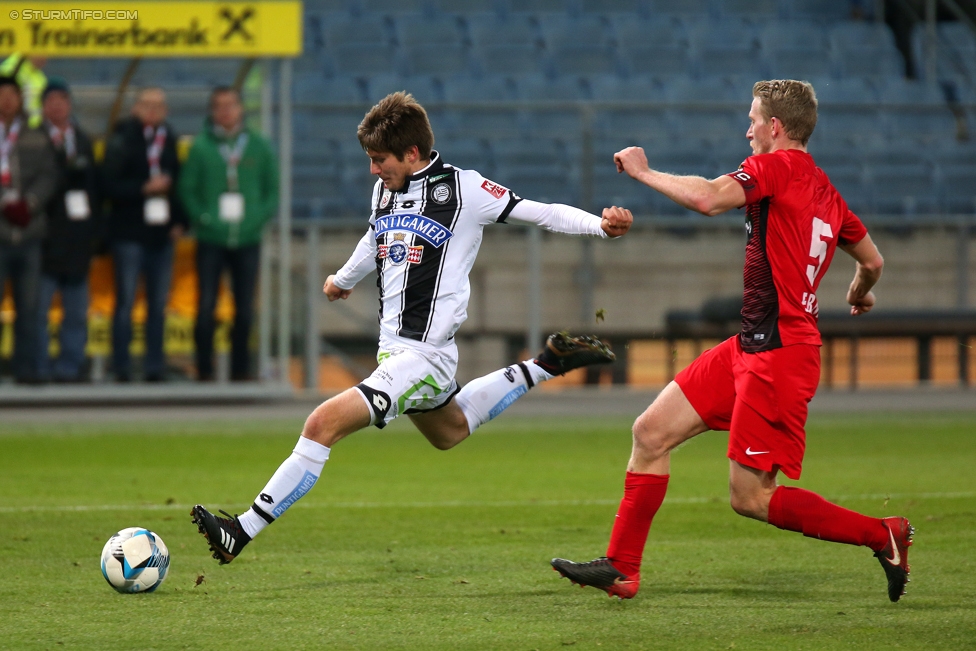 Sturm Graz - Admira Wacker
Oesterreichische Fussball Bundesliga, 17. Runde, SK Sturm Graz - FC Admira Wacker Moedling, Stadion Liebenau Graz, 28.11.2017. 

Foto zeigt Oliver Filip (Sturm) und Thomas Ebner (Admira) 
