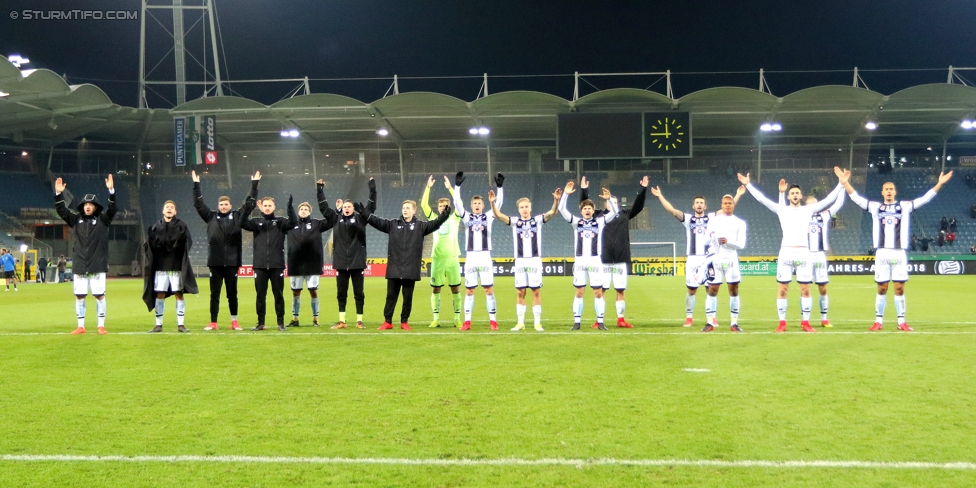 Sturm Graz - Admira Wacker
Oesterreichische Fussball Bundesliga, 17. Runde, SK Sturm Graz - FC Admira Wacker Moedling, Stadion Liebenau Graz, 28.11.2017. 

Foto zeigt die Mannschaft von Sturm
Schlüsselwörter: jubel